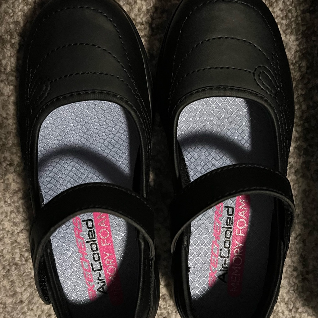 Brand New Girls Skechers Shoes Blk Size 125 Brand New Girls Skechers Shoes Blk Size 125